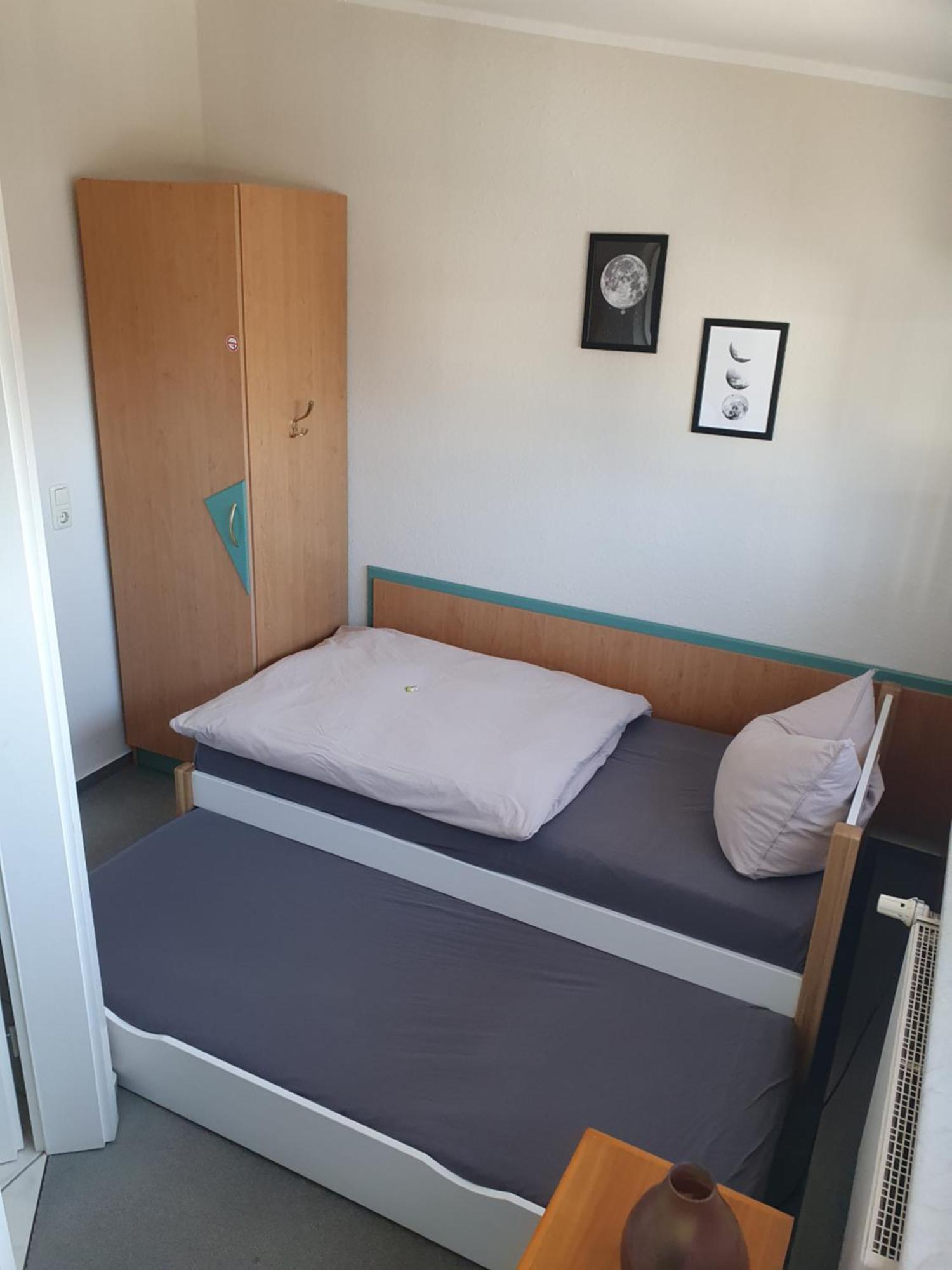 Neumuehler Hof- Ferienwohnung "Thomas" 3 Zimmer,3 Baeder Mit Dusche, Kostenfreie Parkplaetze Vor Dem Haus 什未林 外观 照片